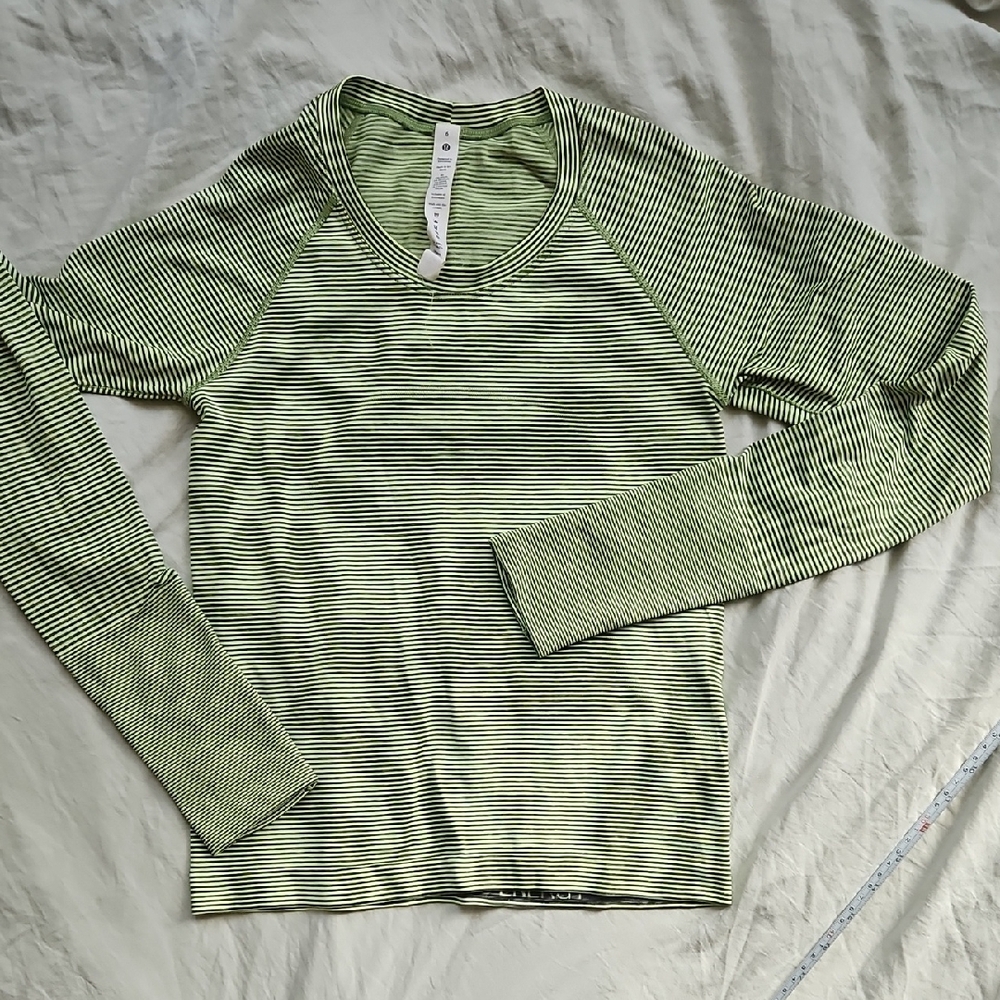 LULULEMON Swiftly Tech 2.0 Striped green and black Long Sleeve Top